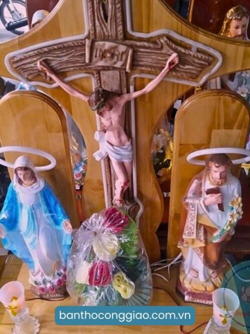 bàn thờ chúa mini gỗ thông btmn04 cao 65cm màu vàng