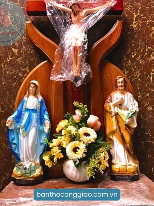 bàn thờ chúa mini gỗ MDF BTMN06 màu nâu