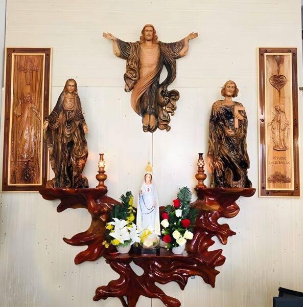 bàn thờ công giáo gỗ thông