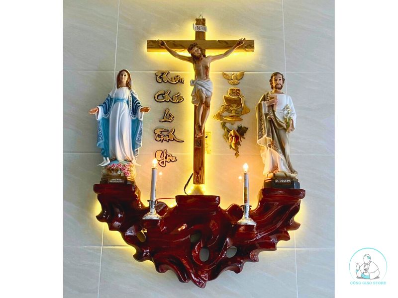 Bộ bàn thờ Công Giáo gỗ gốc cây, tượng composite cao cấp