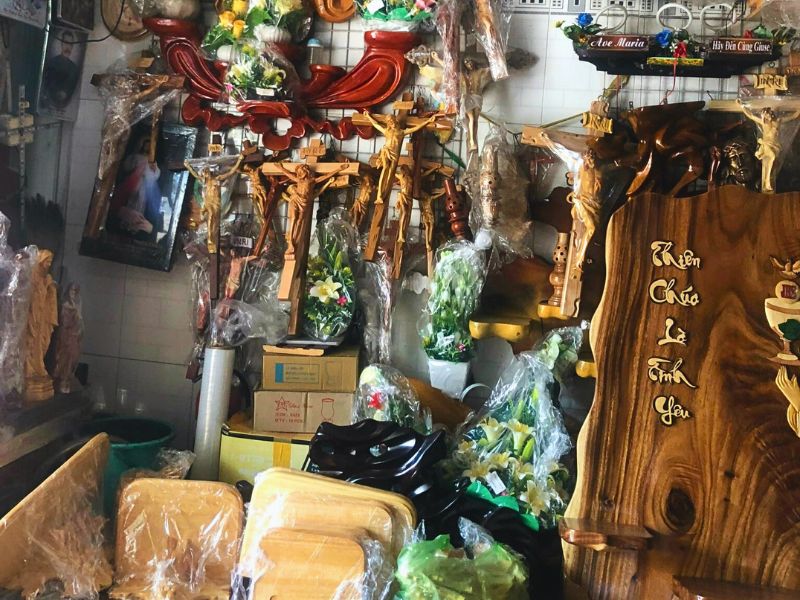 mua kệ thờ Chúa tại Công Giáo Store